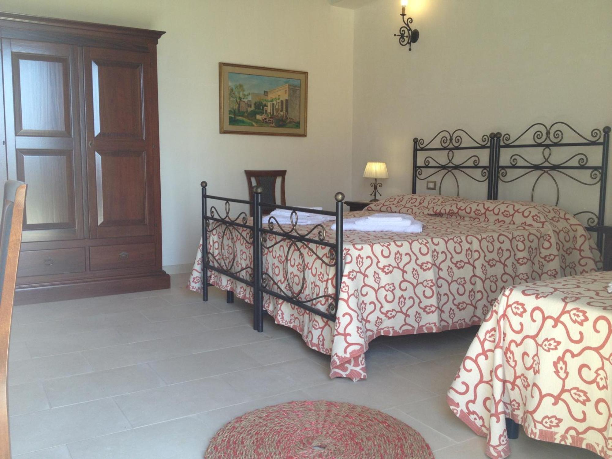 Agriturismo Masseria Quaremme كاربينيانو سالينتينو الغرفة الصورة